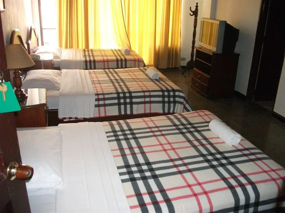 Hotel Champagnat Cali